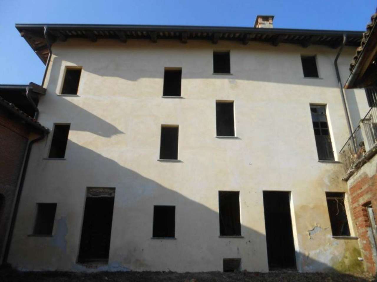 Villa Unifamiliare - Indipendente PIOVÀ MASSAIA vendita    La casa