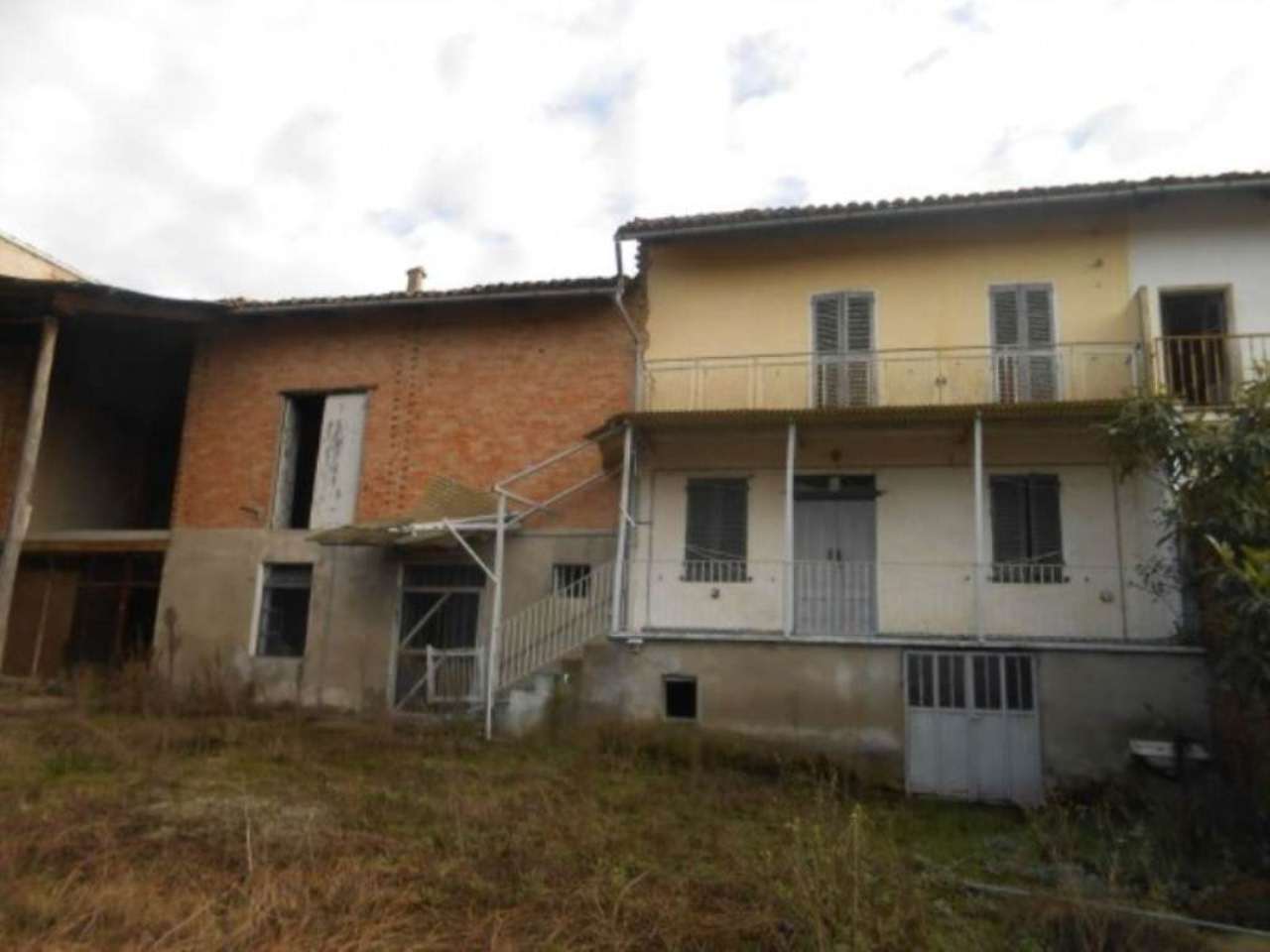 Rustico - Cascina PIOVÀ MASSAIA vendita   Casali Freis La casa