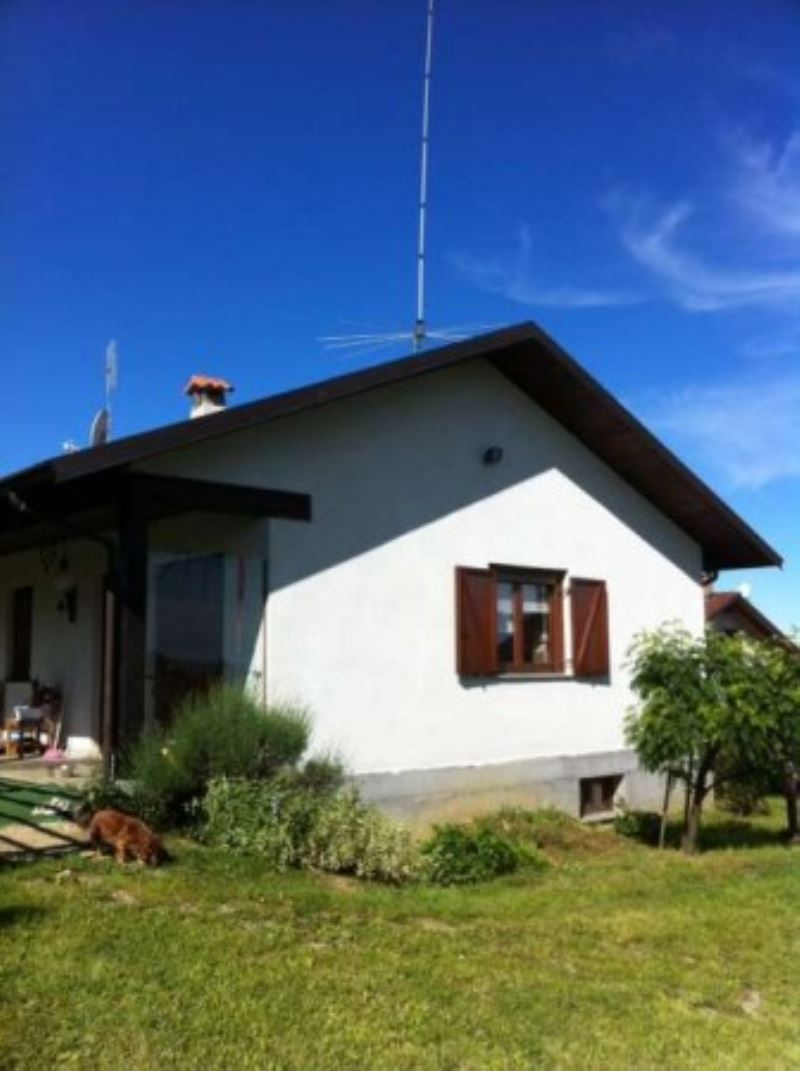 Villa Unifamiliare - Indipendente CELLARENGO vendita   Provinciale 69 La casa