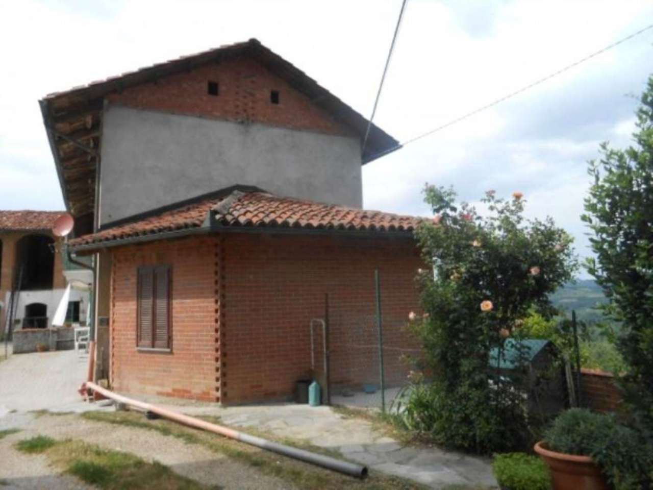 Rustico - Cascina CASTELNUOVO DON BOSCO vendita   Roma La casa