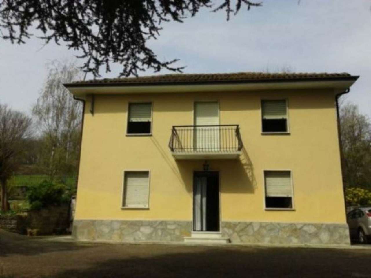 Villa Unifamiliare - Indipendente MONTAFIA vendita   provinciale La casa