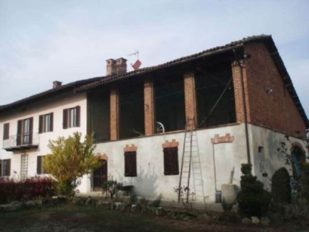  castelnuovo don bosco vendita quart:  la casa