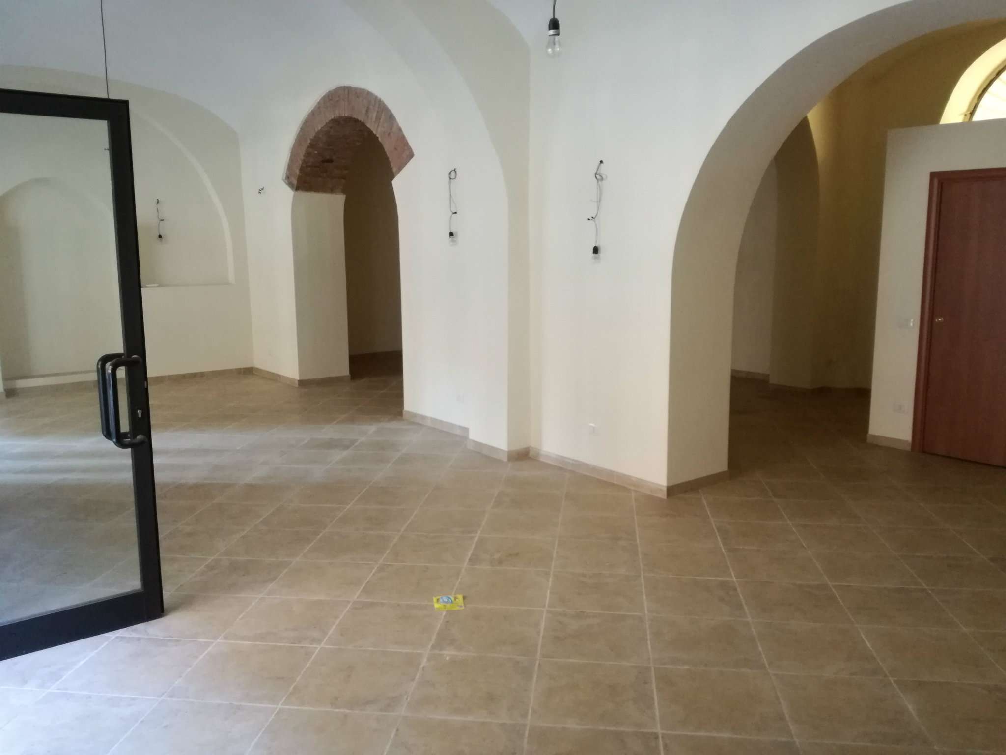 Negozio - Loc.Com. ROMA affitto  Nomentano - san lorenzo dei marsi GMG MEDIAZIONI IMMOBILIARI