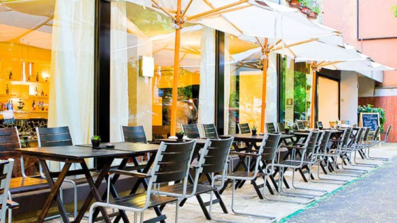Negozio - Loc.Com. ROMA vendita  PRATI Pompeo Magno Exedra Immobiliare Srl