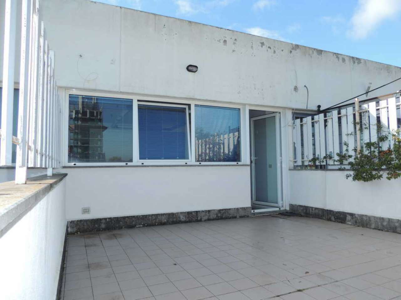 Ufficio - Loc.Com. ROMA affitto  ACILIA filippo il macedone FUTURA CASE IMMOBILIARE