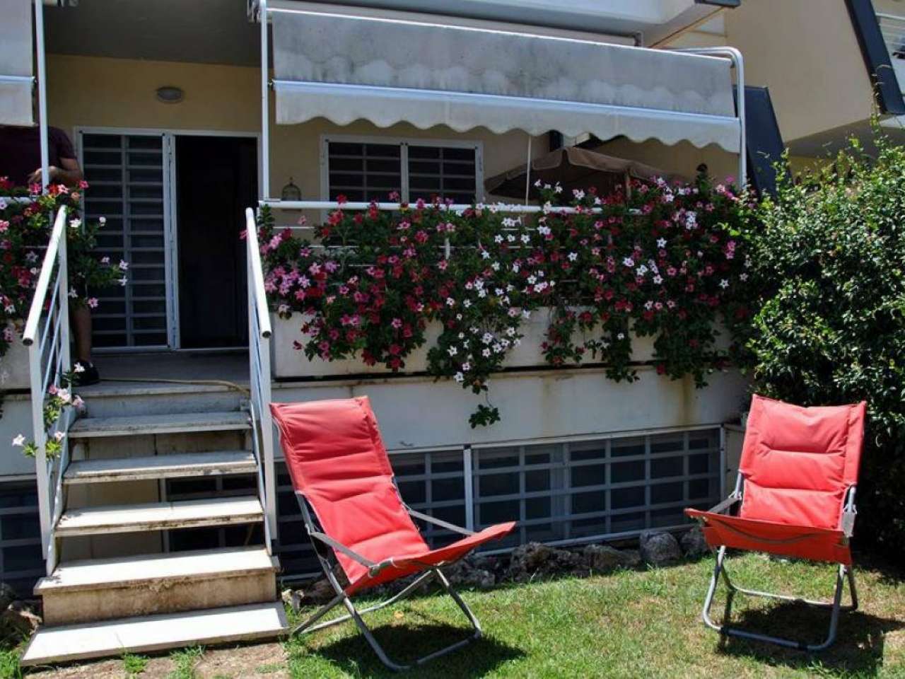 Appartamento ROMA vendita  ACILIA Salorno FUTURA CASE IMMOBILIARE