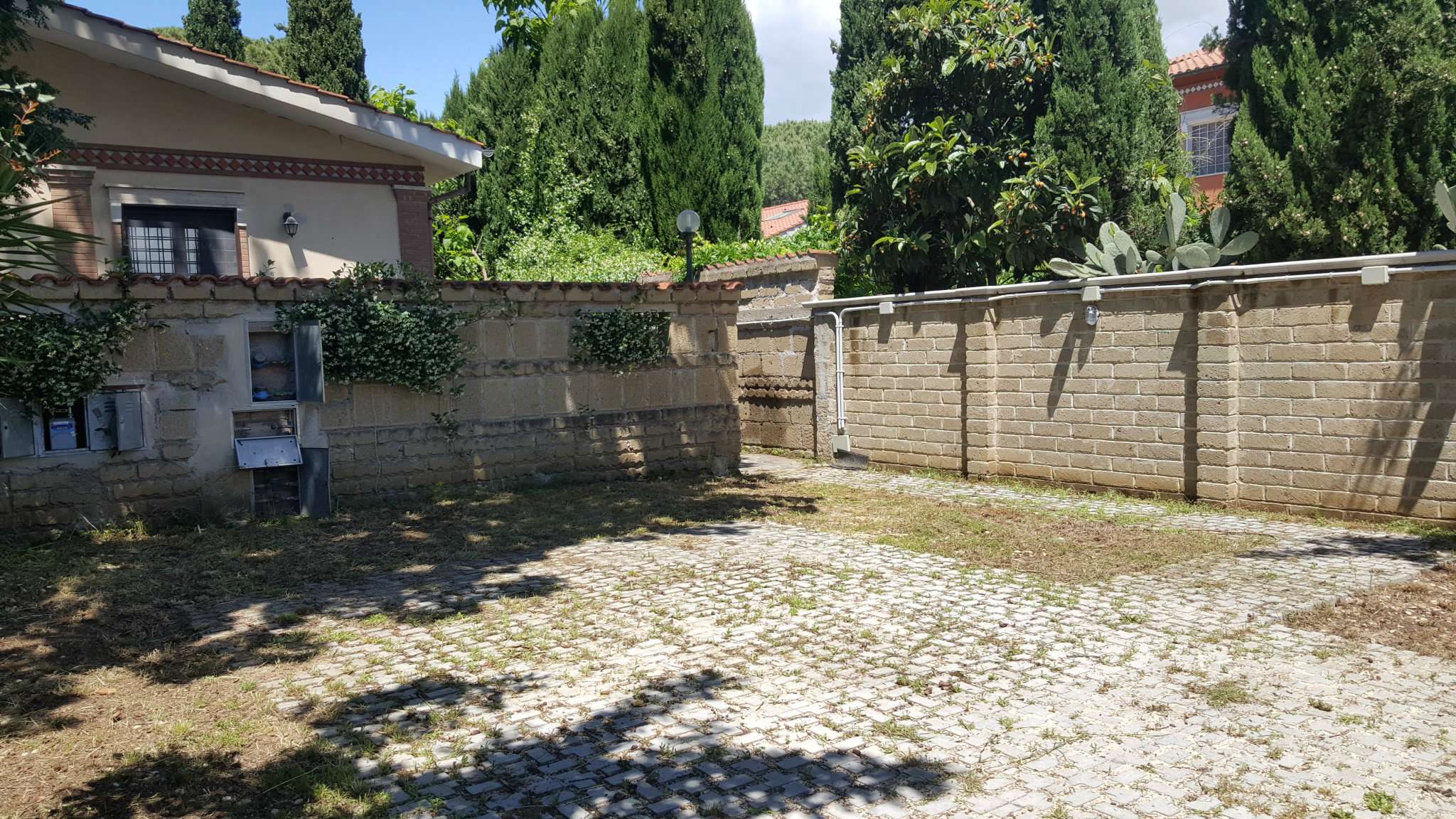 Villa Bifamiliare ROMA affitto  ACILIA Boezi FUTURA CASE IMMOBILIARE