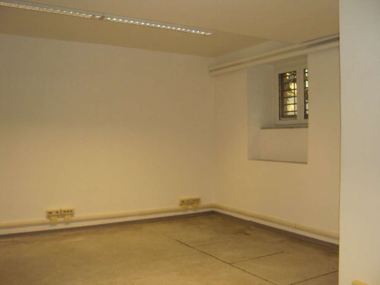 Ufficio - Loc.Com. ROMA vendita  PRATI PRATI VIA MONTE ZEBIO MaximaRe