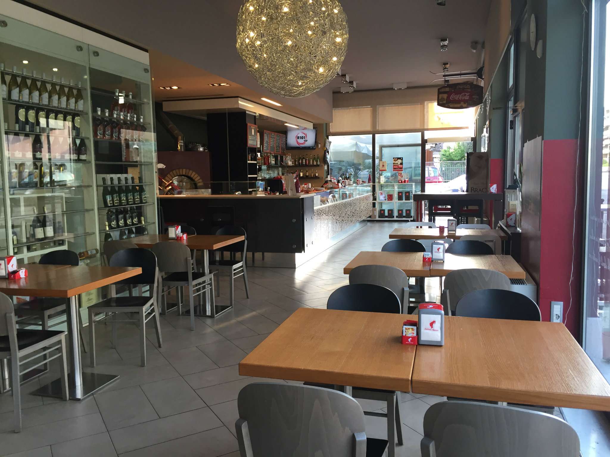 Negozio - Loc.Com. VERONA vendita  SAN MICHELE  Immobiliare Armani Giorgia