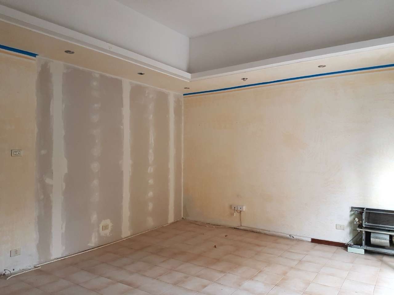 Negozio - Loc.Com. VERONA affitto  CHIEVO Puglie Immobiliare Armani Giorgia