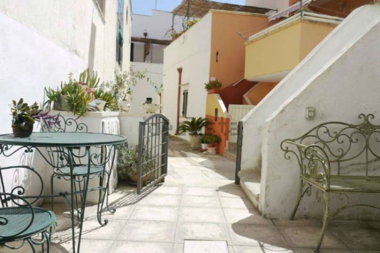 Villa Unifamiliare - Indipendente TUGLIE affitto   XXIV Maggio IMMOBILIARE PACINI