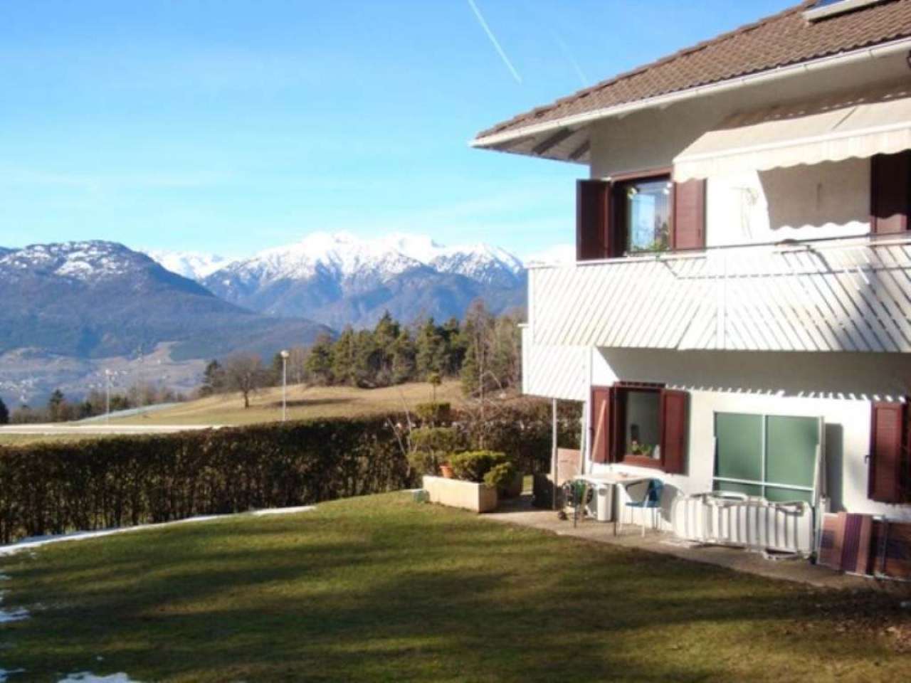 Villa ROMENO vendita   alla Vecla AGENZIA IMMOBILIARE DOLOMITI S.r.l.