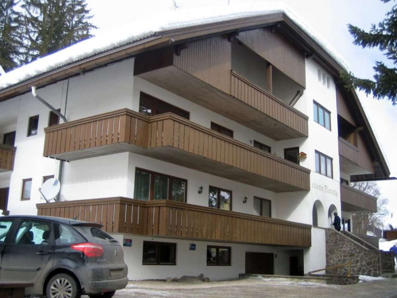  badia vendita quart:  agenzia-immobiliare-dolomiti-s.r.l.