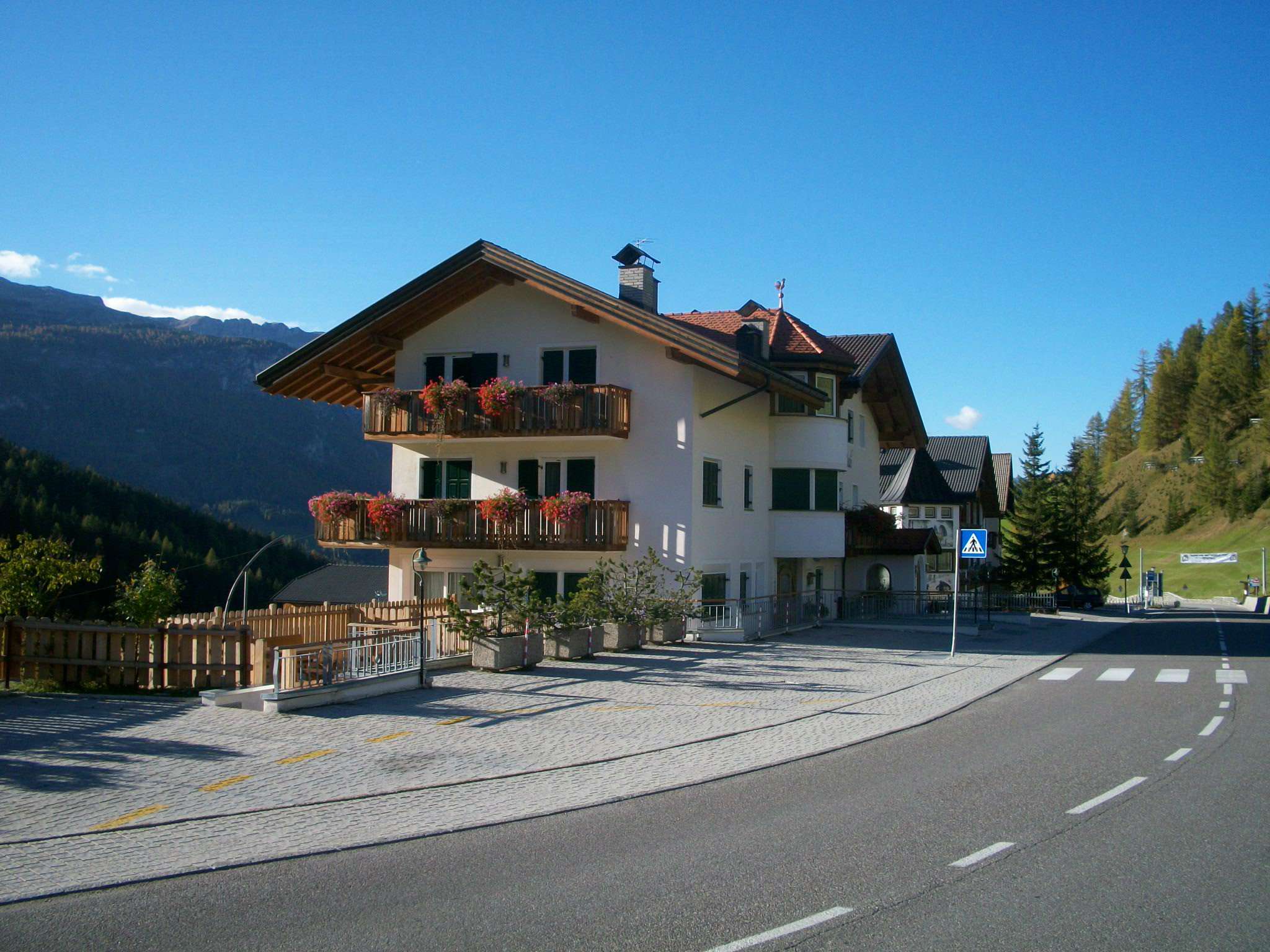  badia vendita quart:  agenzia-immobiliare-dolomiti-s.r.l.