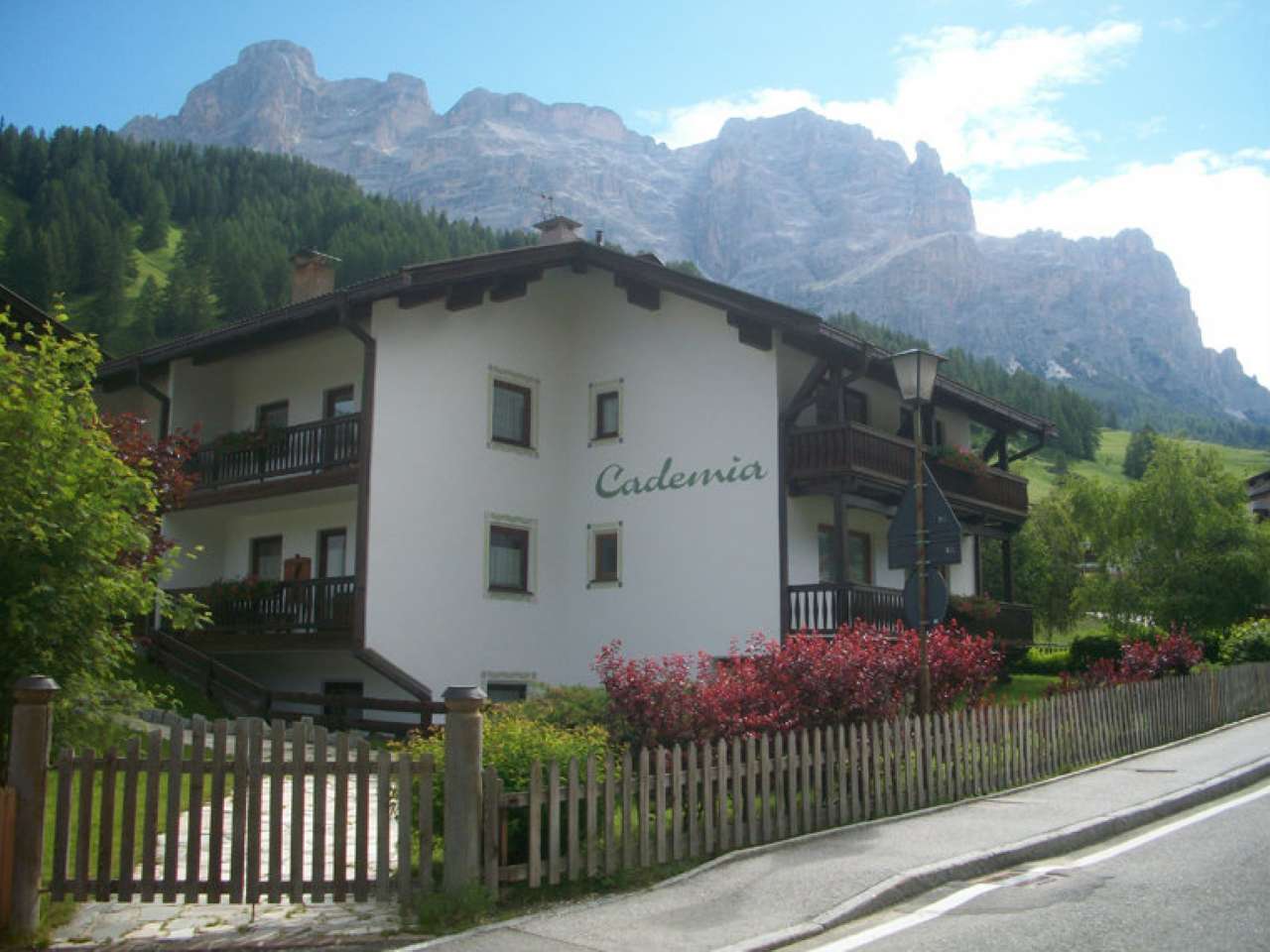  badia vendita quart:  agenzia immobiliare dolomiti s.r.l.