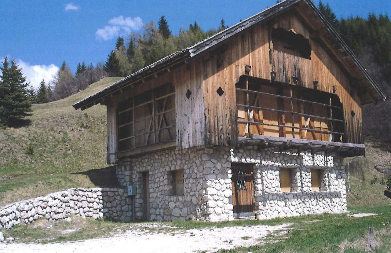 Baita - Chalet - Trullo CORVARA IN BADIA vendita    AGENZIA IMMOBILIARE DOLOMITI S.r.l.