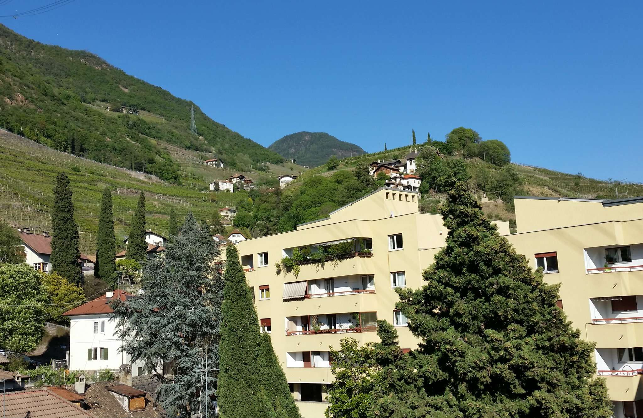  bolzano vendita quart:  agenzia immobiliare dolomiti s.r.l.