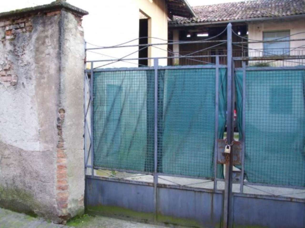 Rustico - Cascina ROMANO DI LOMBARDIA vendita   Nazario Sauro AGENZIA IMMOBILIARE DOMUS Di Merlo Gabriele