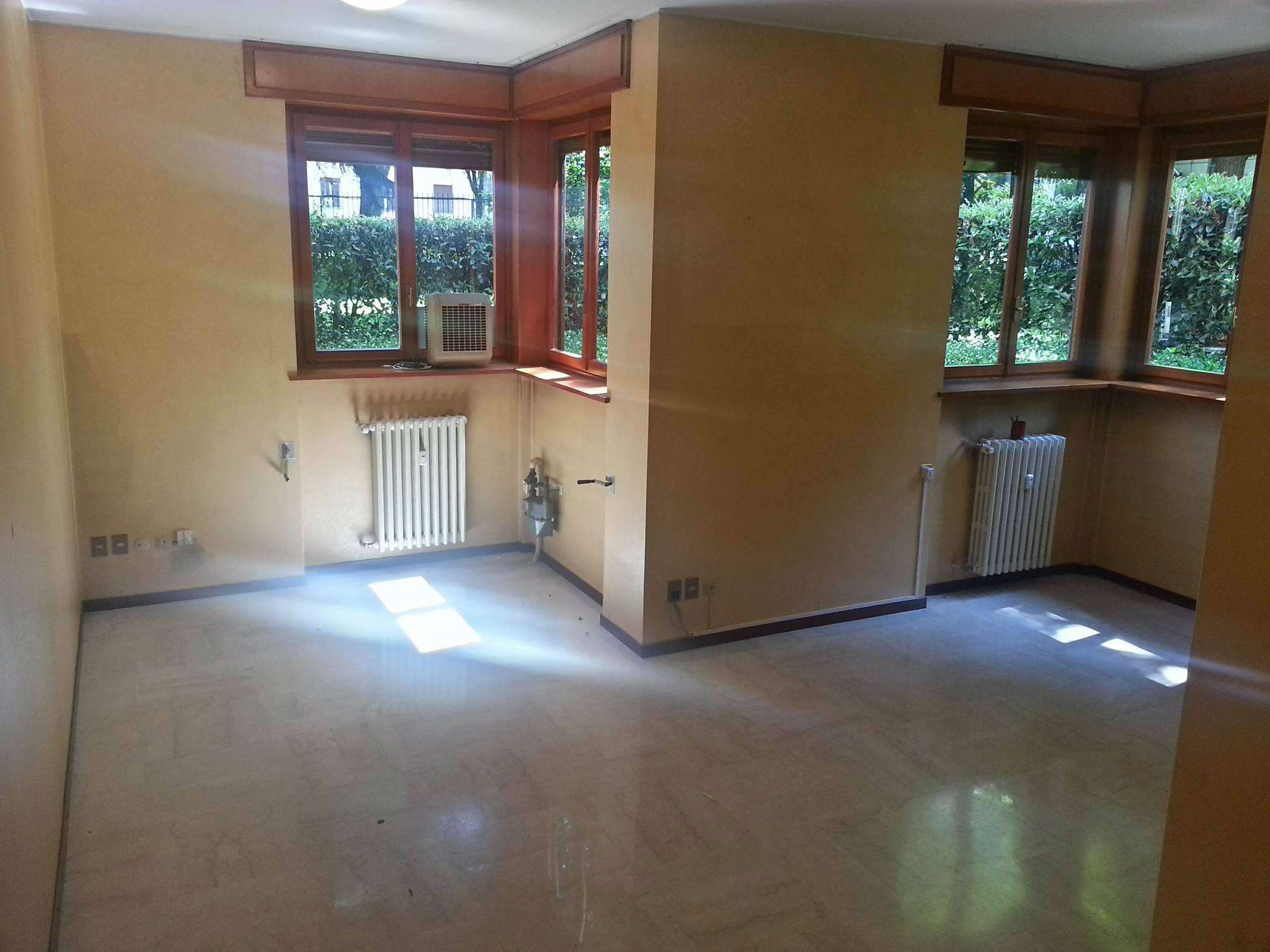 Ufficio - Loc.Com. MILANO affitto  CHIESA ROSSA medeghino Marnini Sas