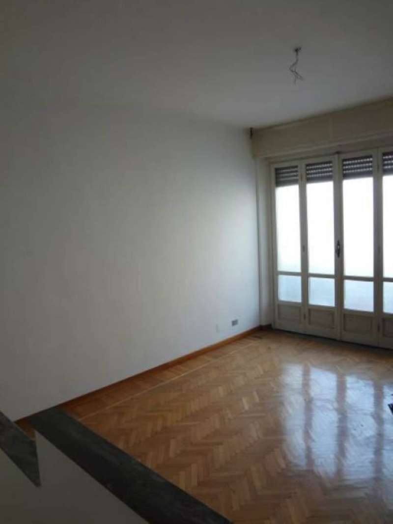 Ufficio - Loc.Com. TORINO affitto  VANCHIGLIA San Benigno ATTICO SISTEMI