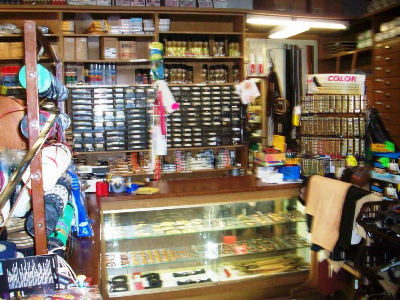 Negozio - Loc.Com. TORINO affitto  CENTRO Barbaroux ATTICO SISTEMI