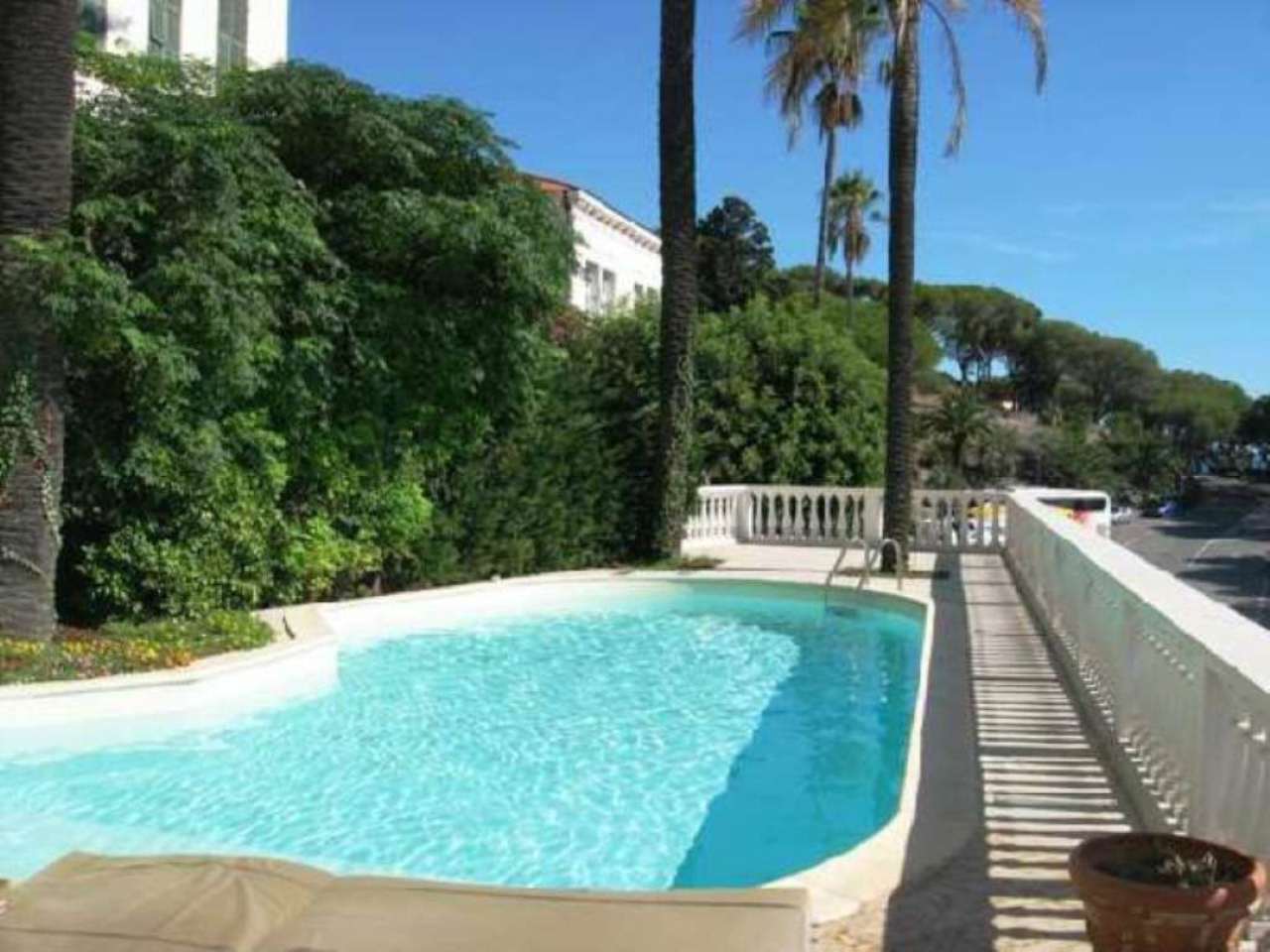 Appartamento BORDIGHERA vendita   Via Romana CASA INVEST PRESTIGE - LUXURY REAL ESTATE