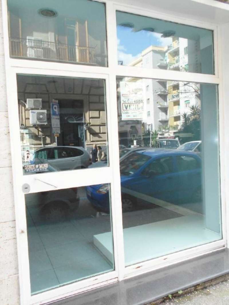 Negozio - Loc.Com. NAPOLI vendita  VOMERO KERBAKER Marinelli & Balzerano srl