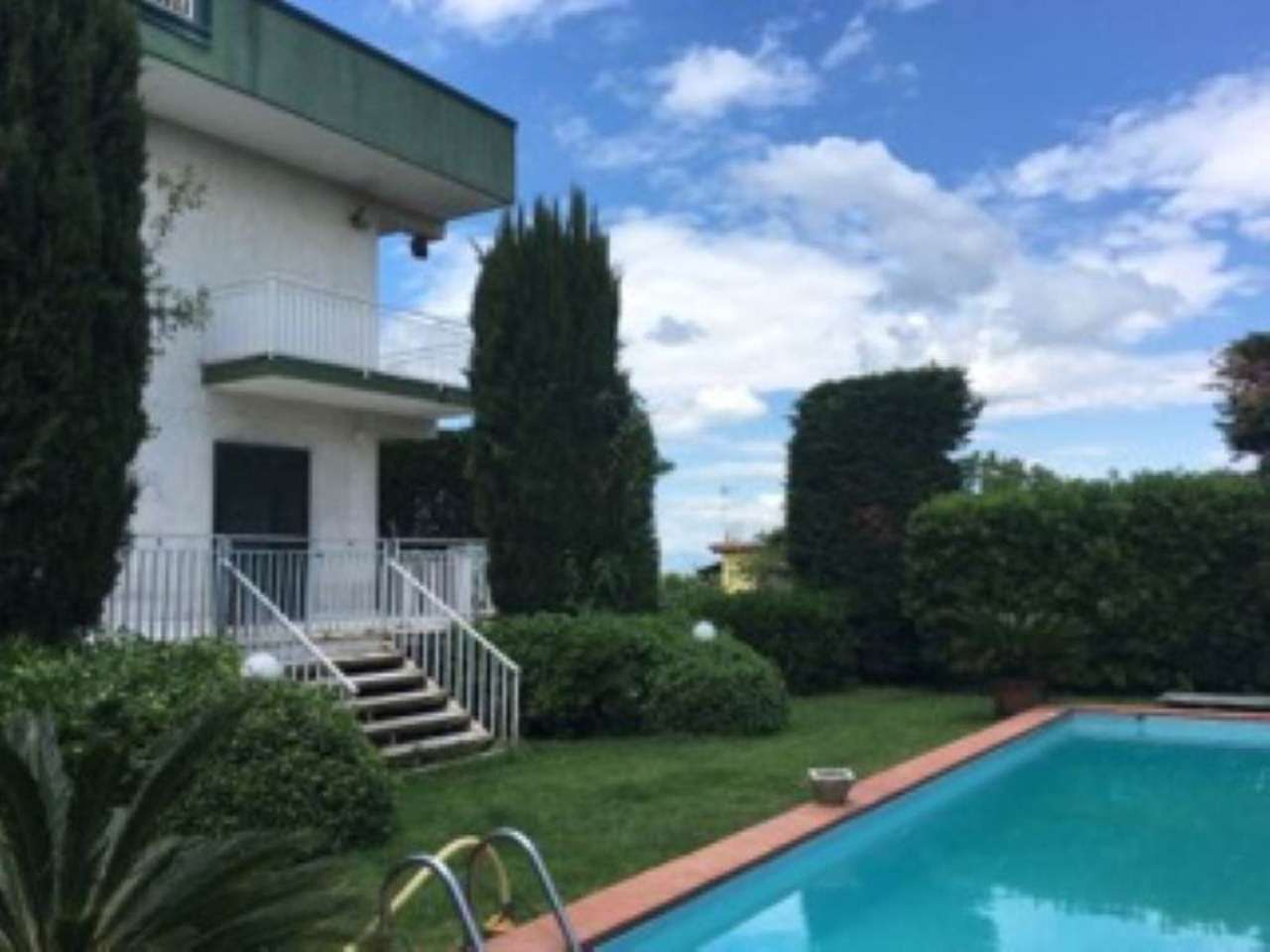 Villa GIUGLIANO IN CAMPANIA vendita   Festinese Marinelli & Balzerano srl