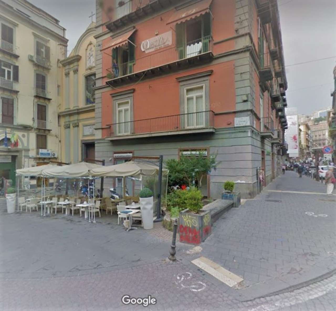 Negozio - Loc.Com. NAPOLI affitto  CHIAIA S. CATERINA A CHIAIA Marinelli & Balzerano srl