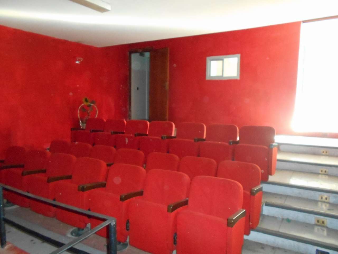 Negozio - Loc.Com. NAPOLI affitto  CHIAIA TASSO Marinelli & Balzerano srl