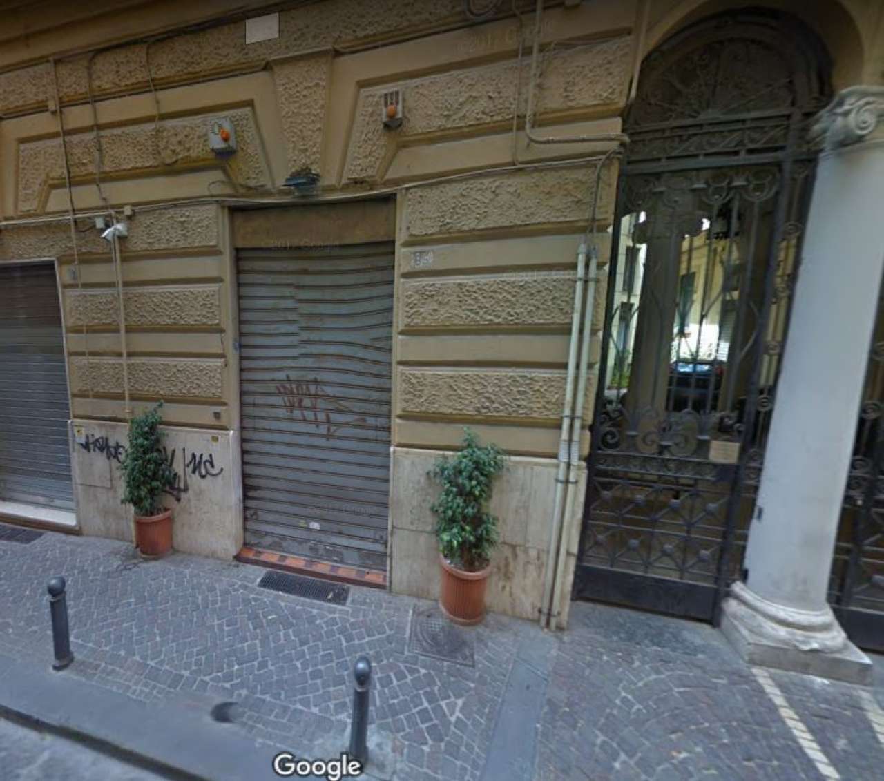 Negozio - Loc.Com. NAPOLI affitto  CHIAIA CARLO POERIO Marinelli & Balzerano srl