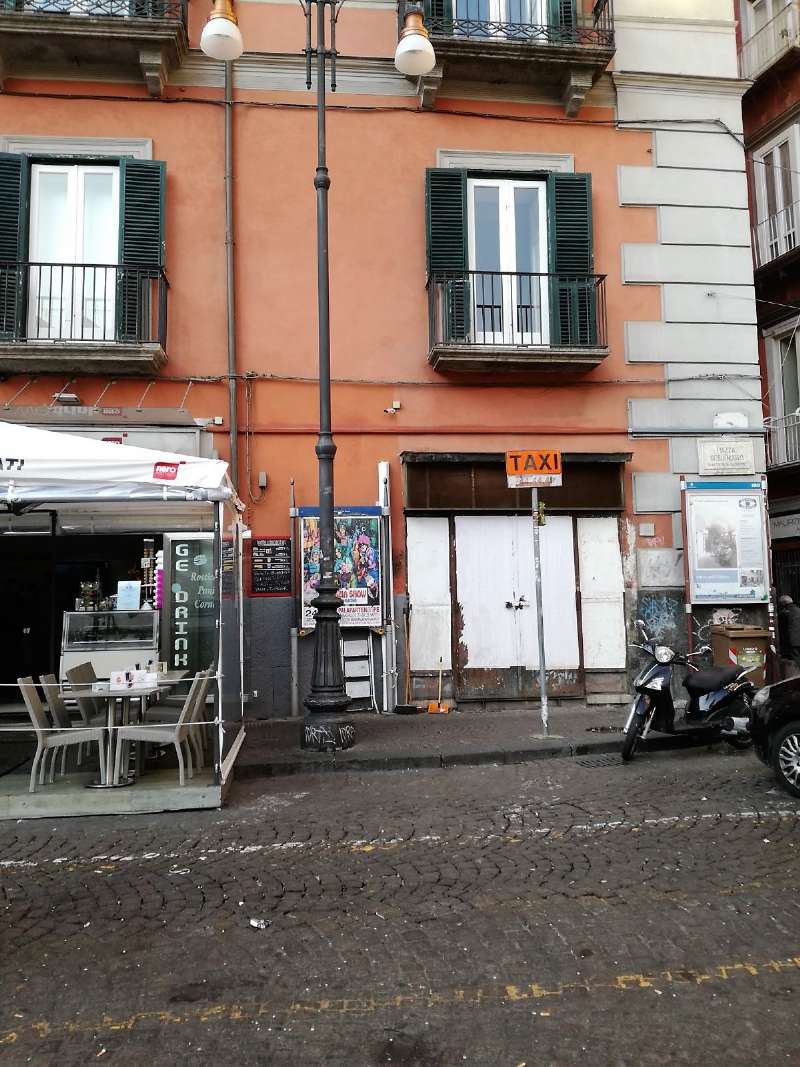 Negozio - Loc.Com. NAPOLI affitto  Centro storico DEL GESU' NUOVO Marinelli & Balzerano srl