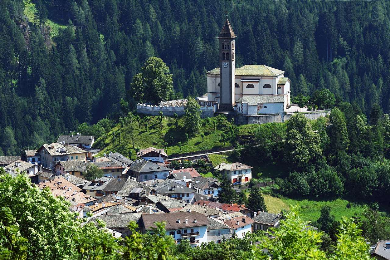  castello-molina di fiemme vendita quart:  agenzia immobiliare predazzo casa s.r.l.