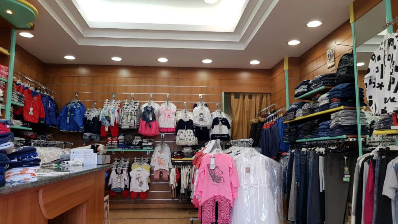 Negozio - Loc.Com. ROMA vendita  TORREVECCHIA via pietro maffi RealEs Group S.r.l