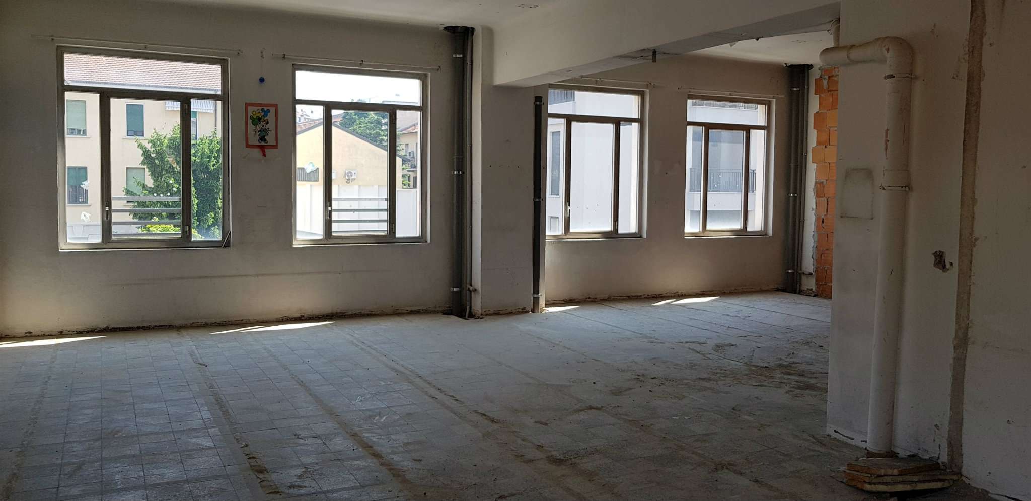 Ufficio - Loc.Com. MILANO vendita  CRESCENZAGO Emo Studio 2R Immobiliare