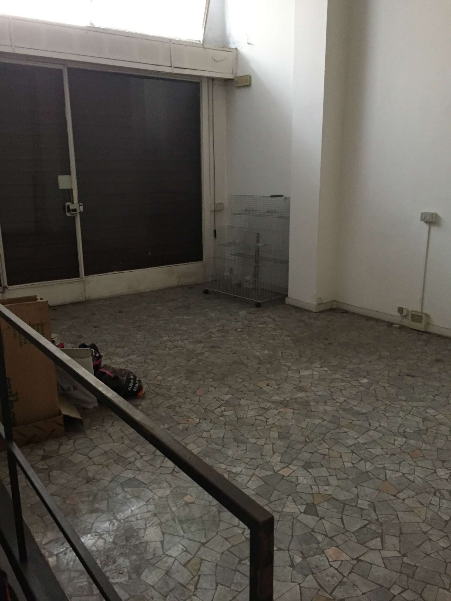 Negozio - Loc.Com. MILANO affitto  CORVETTO Gardone Studio 2R Immobiliare