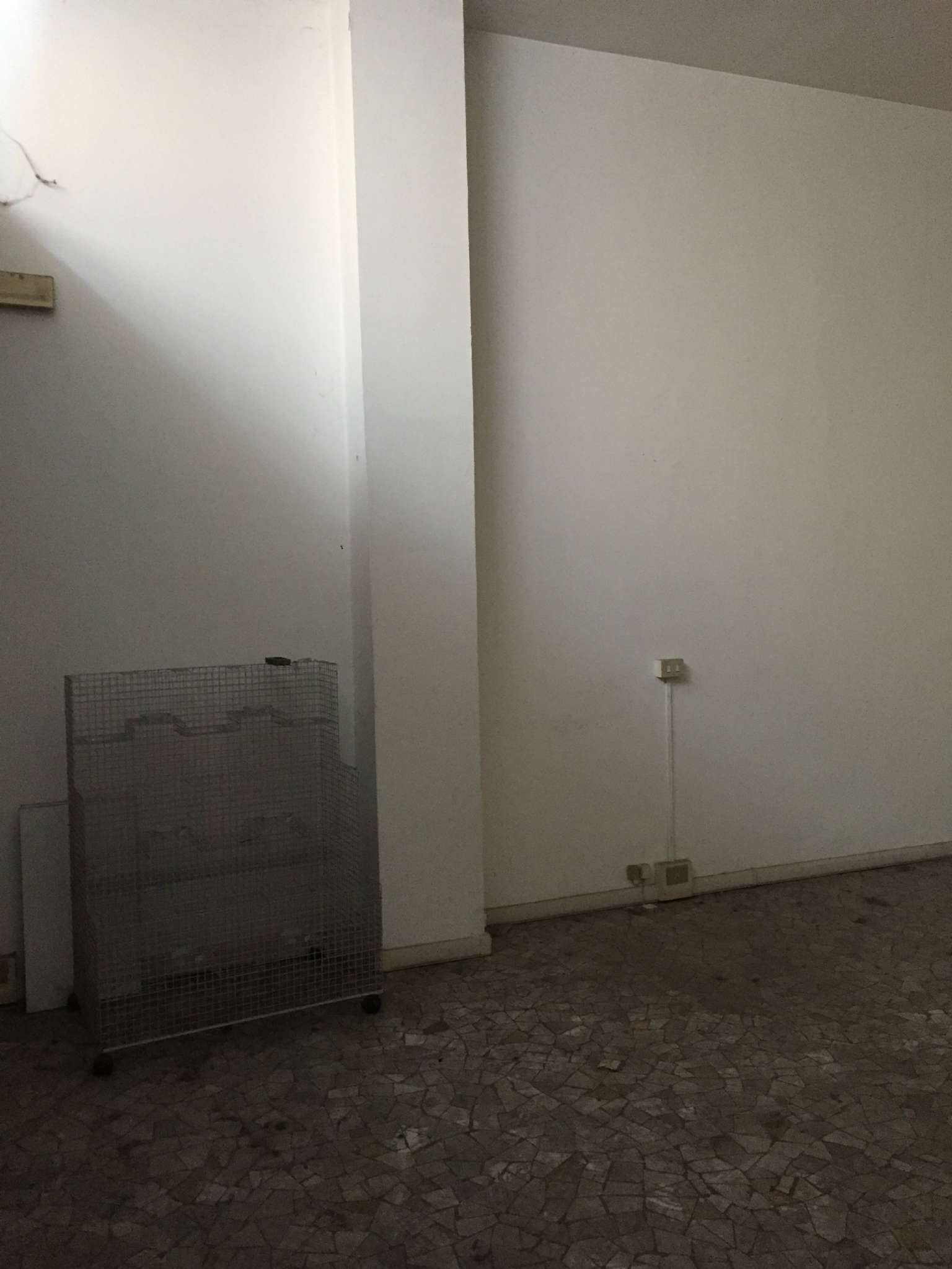 Negozio - Loc.Com. MILANO affitto  CORVETTO Gardone Studio 2R Immobiliare