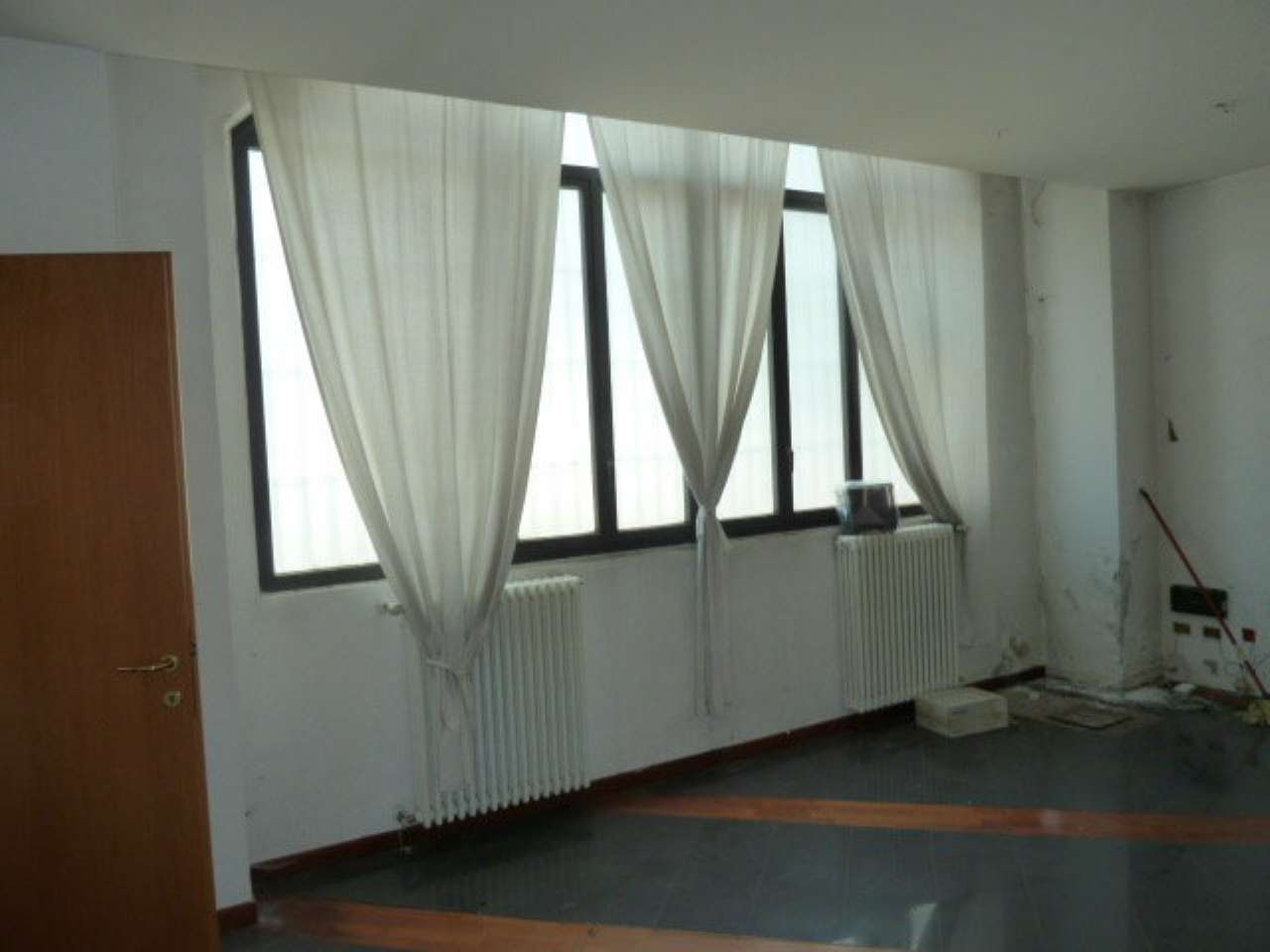 Ufficio - Loc.Com. MILANO vendita  CRESCENZAGO Emo Studio 2R Immobiliare