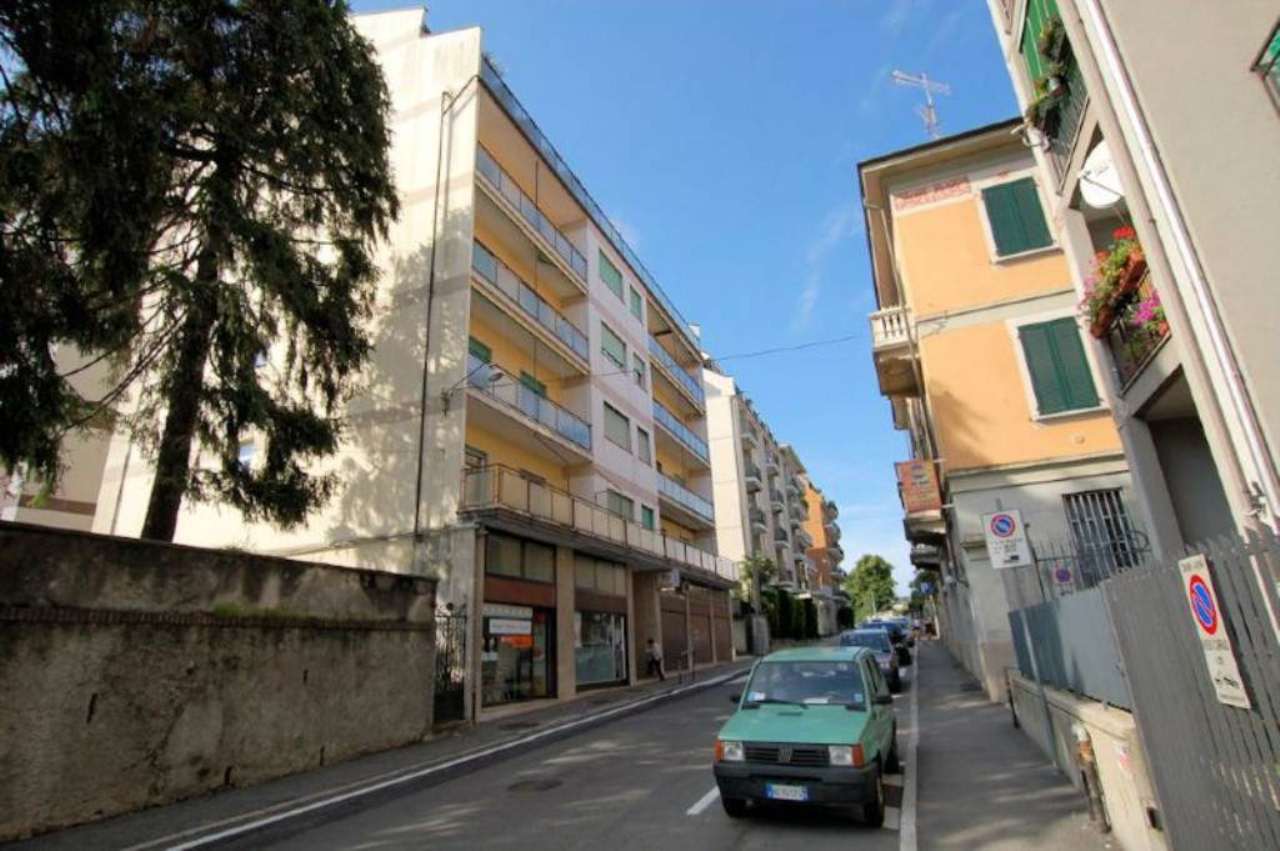  arona vendita quart:  agenzia immobiliare de agostini