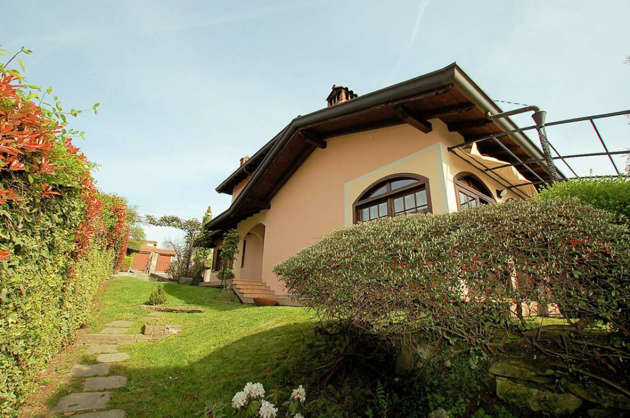 Villa Unifamiliare - Indipendente ARONA vendita   Cavour Agenzia Immobiliare De Agostini