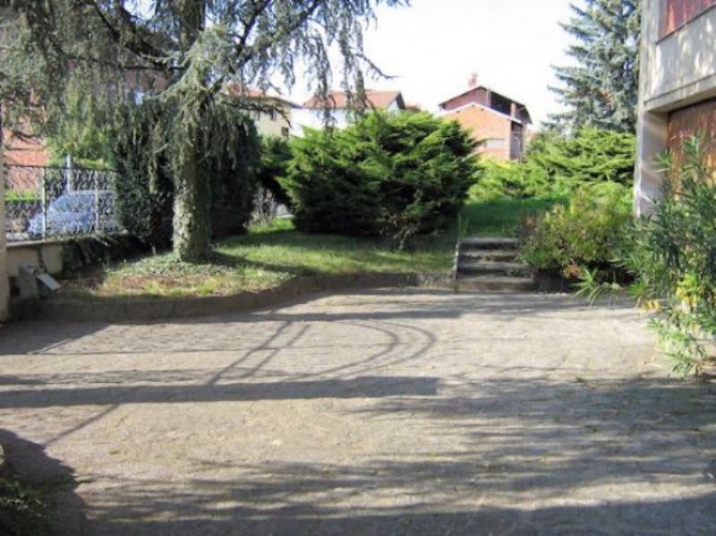 Villa Unifamiliare - Indipendente BORGOMANERO vendita   Cavour Agenzia Immobiliare De Agostini