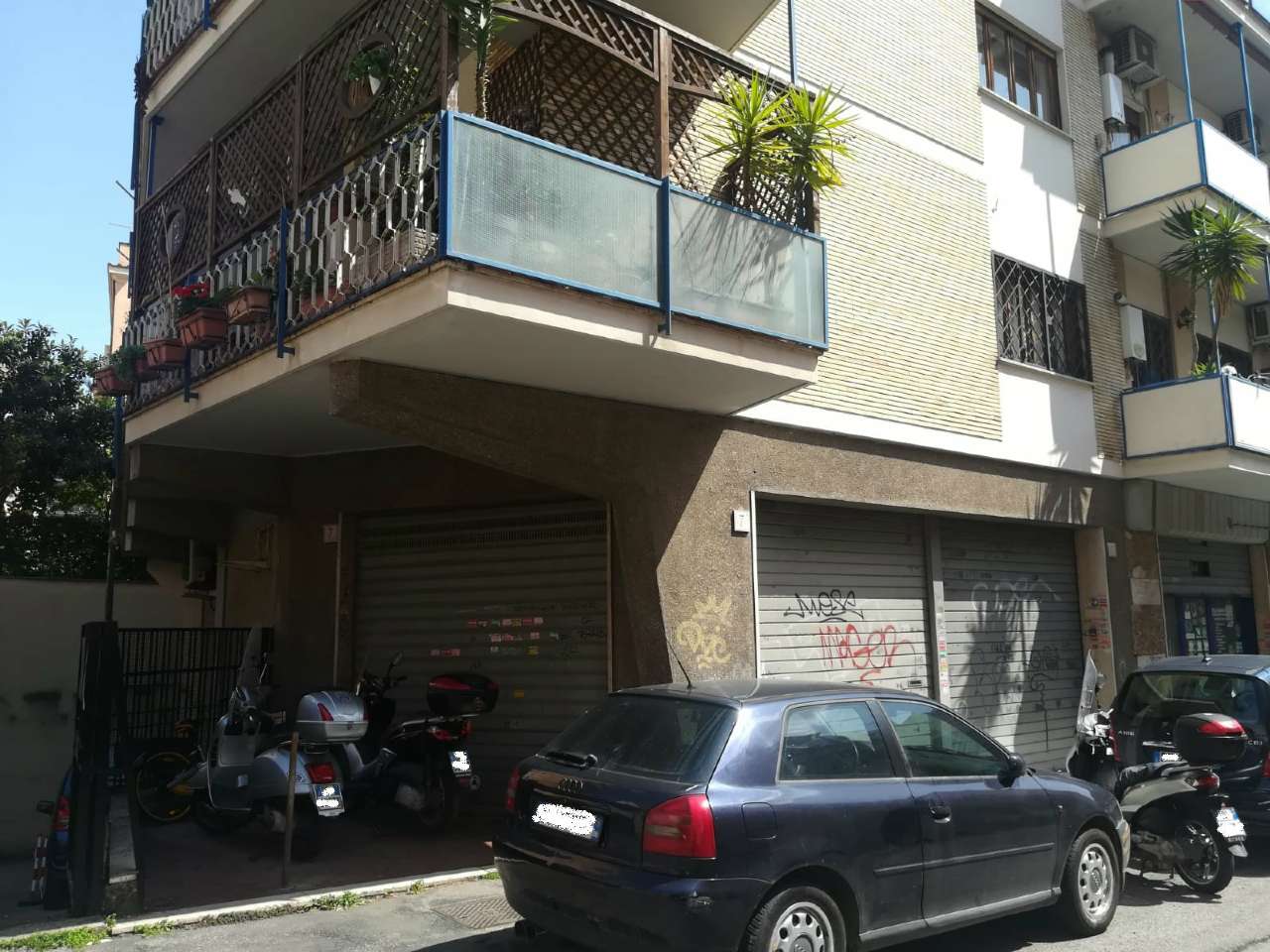 Negozio - Loc.Com. ROMA vendita  APPIO LATINO (IX MUN.) Ferdinando Ughelli Patrizia Bacciu