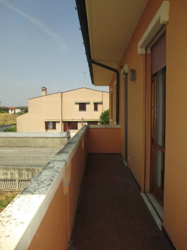 Appartamento GENIVOLTA vendita    AGENZIA IMMOBILIARE DREAM...CASA di ILARI VALERIA