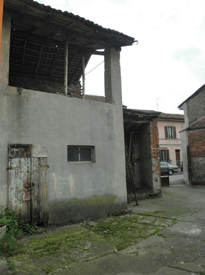 Rustico - Cascina CASALMORANO vendita    AGENZIA IMMOBILIARE DREAM...CASA di ILARI VALERIA