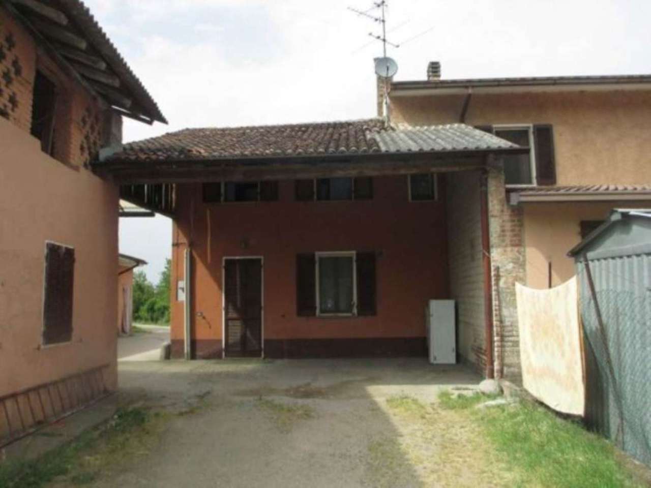 Villa Unifamiliare - Indipendente GENIVOLTA vendita    AGENZIA IMMOBILIARE DREAM...CASA di ILARI VALERIA