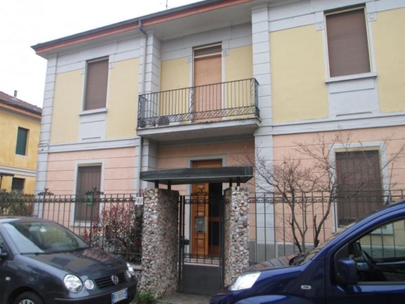  soresina vendita quart:  agenzia immobiliare dream...casa di ilari valeria