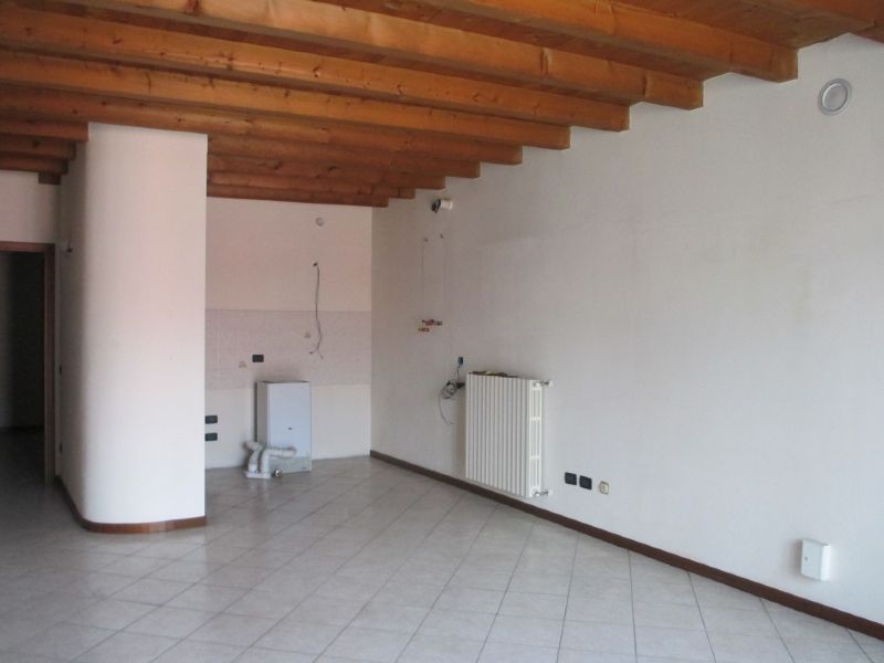 Appartamento SORESINA vendita    AGENZIA IMMOBILIARE DREAM...CASA di ILARI VALERIA