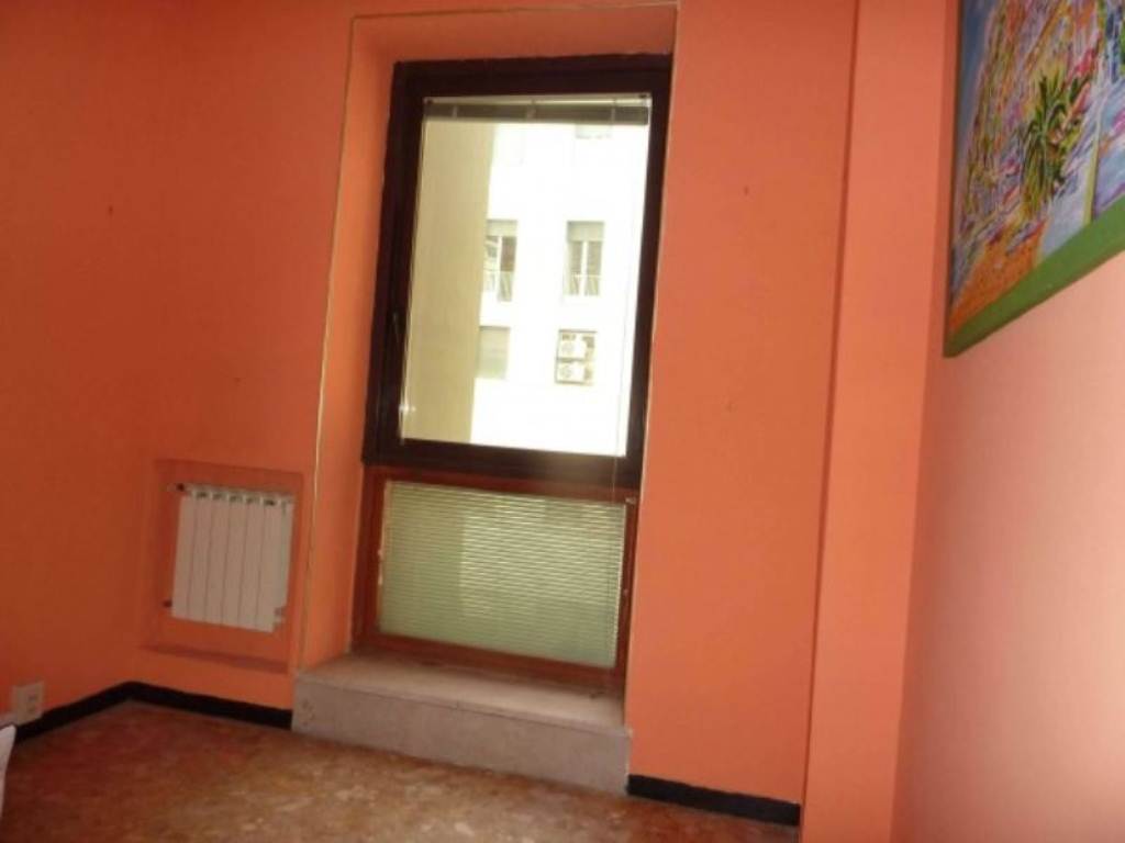 Ufficio - Loc.Com. GENOVA vendita  CENTRO STORICO sottoripa Aelle Immobiliare