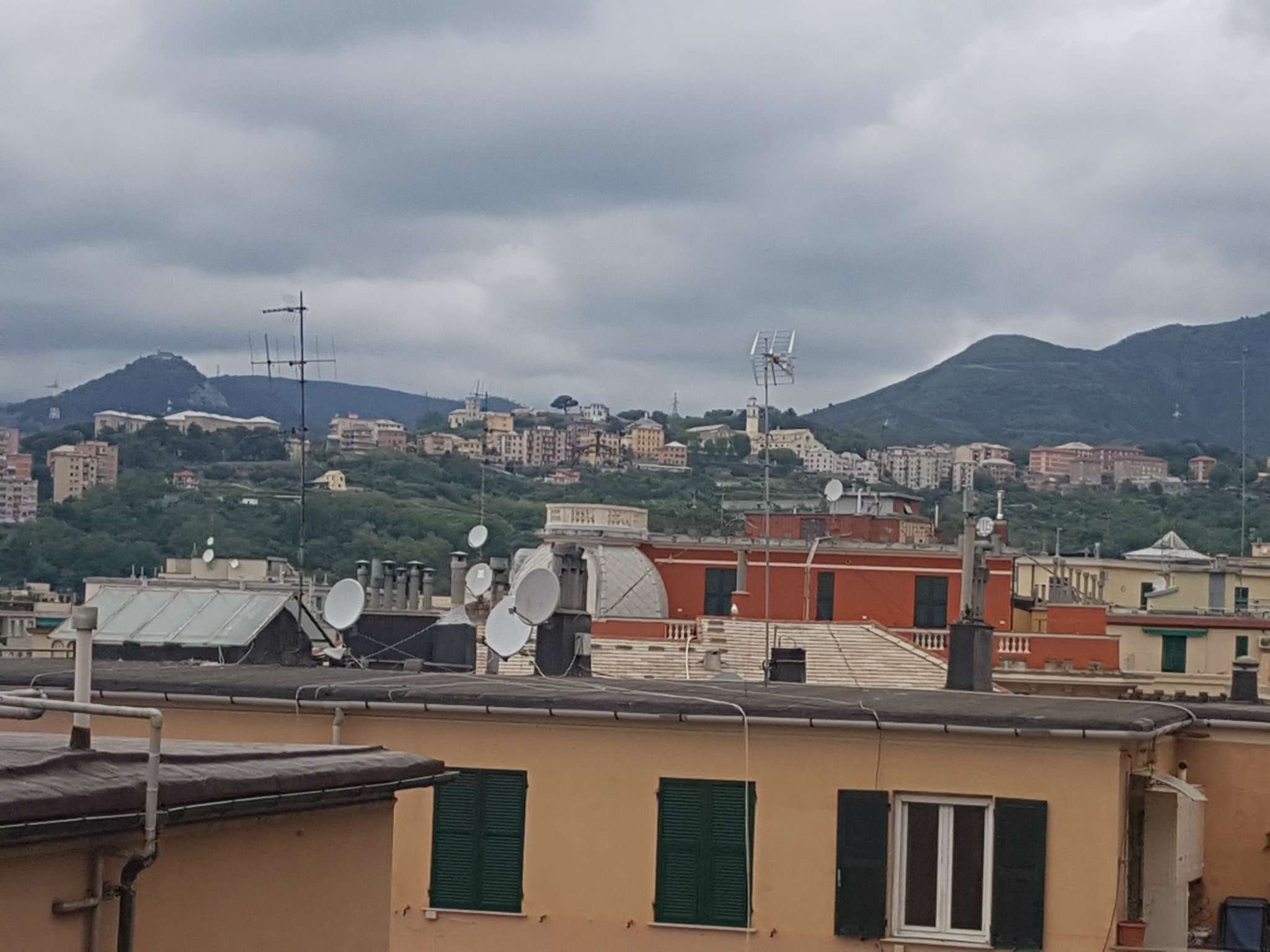  genova vendita quart: sampierdarena aelle immobiliare