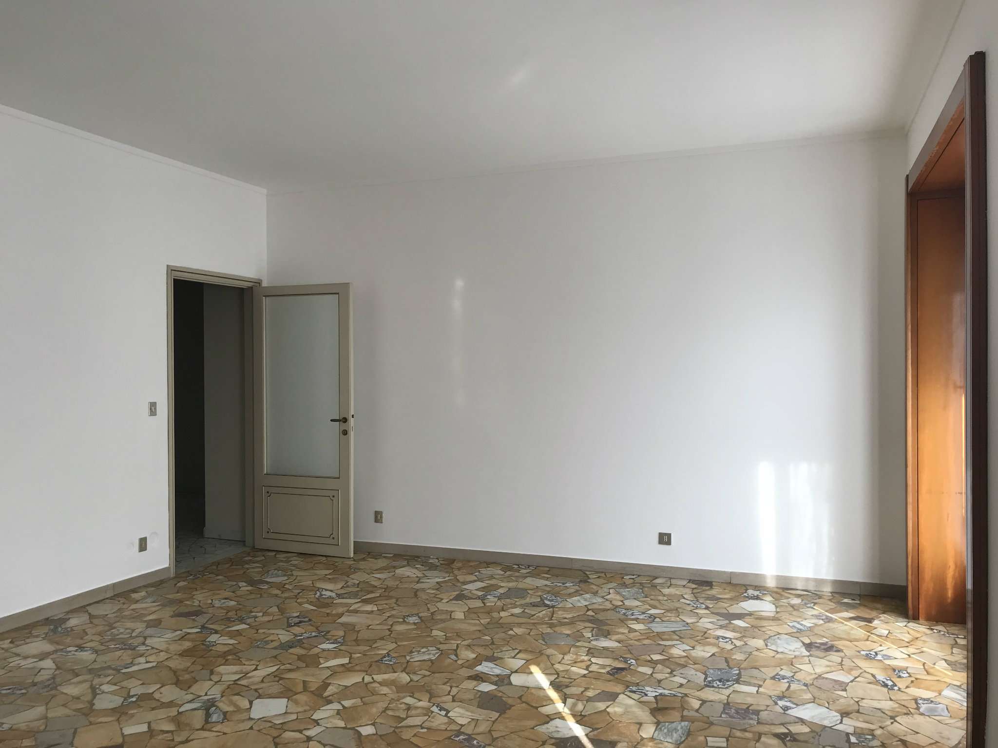 Appartamento MILANO vendita  CENTRO STORICO Rontgen TORO IMMOBILIARE SRL